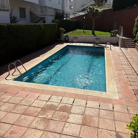 Salions Private Cove *