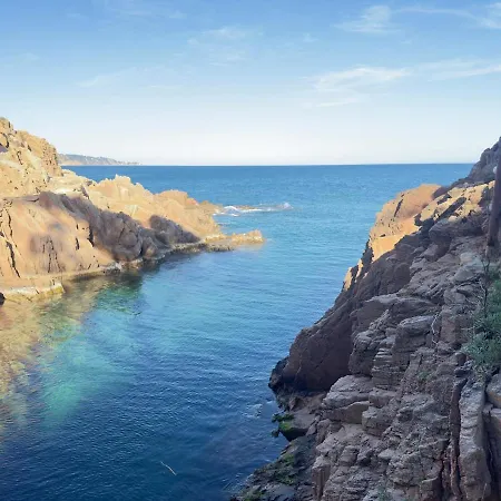 Salions Private Cove Apartament